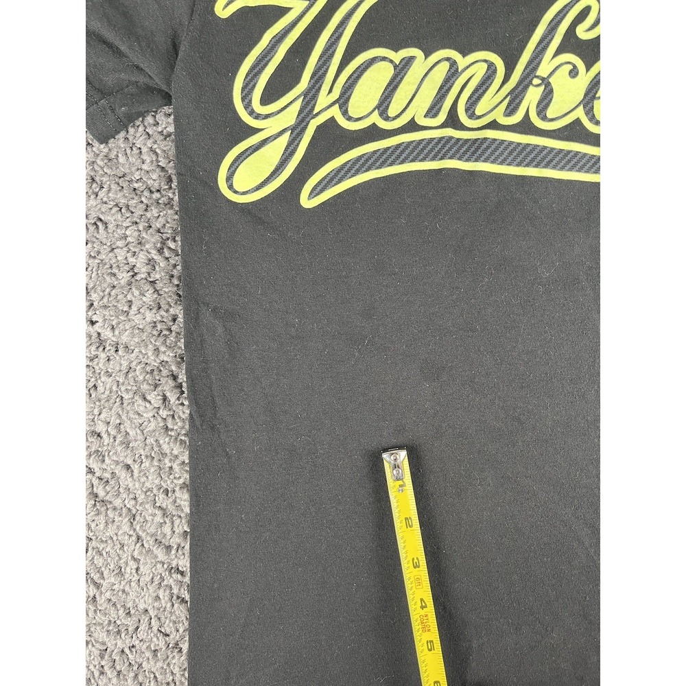 Majestic New York Yankees Size Small Jersey T Shirt #2 Derek Jeter MLB Baseball - Picture 9 of 9